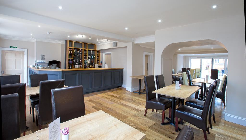 The Bishops Table Hotel Farnham  Bagian luar foto