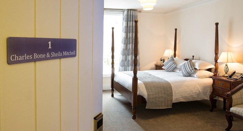 The Bishops Table Hotel Farnham  Bagian luar foto